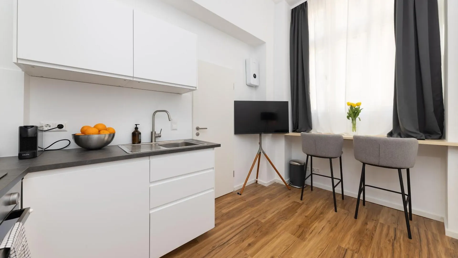 Central Nests - Modernes Apartment Mit Zwei Baedern Берлин Германия